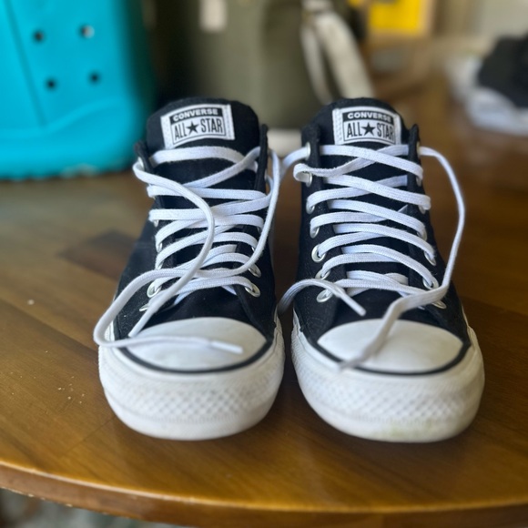 Chuck Taylor All Star Madison Mid-Top Sneaker Converse Black and White Mid-Tops - Picture 2 of 6
